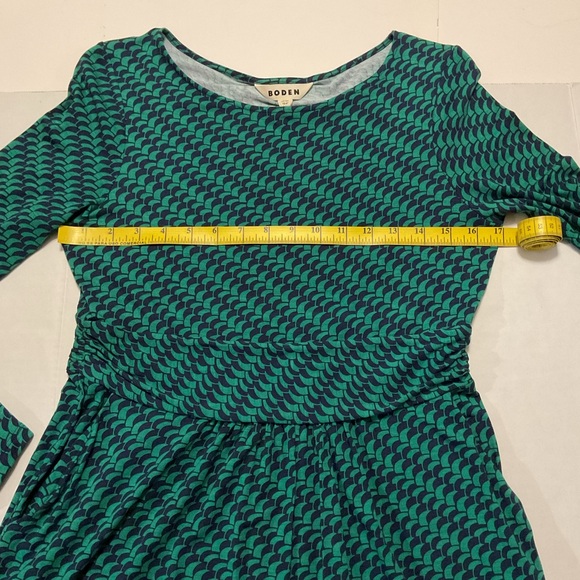 Boden Abigail Jersey Dress Green/Blue Geo Print - Picture 4 of 10